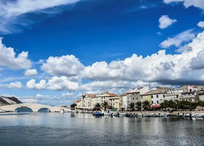 Apartament Penthouse Avangard *