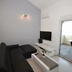 Penthouse Avangard Pag Town