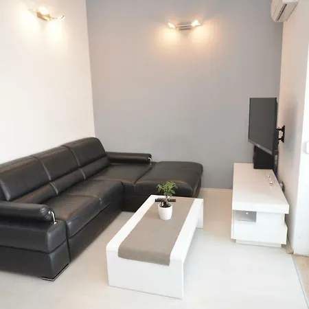 Apartment Penthouse Avangard