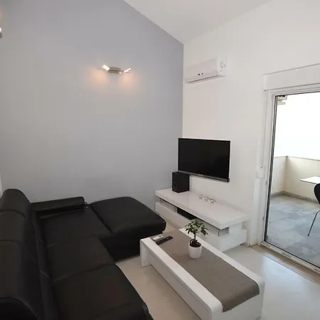 Penthouse Avangard Pag Town